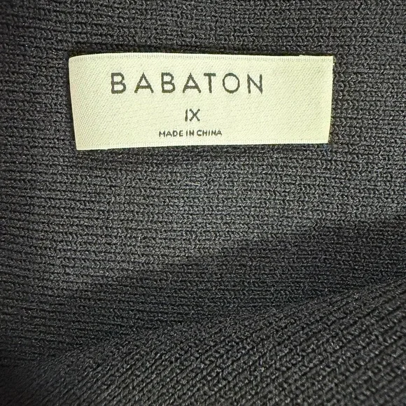 Babaton Ribbed One-Shoulder Crop Top - Picture 2 of 2